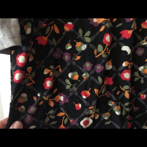 Lula Roe Randy Top - Picture 3 of 3